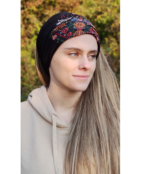 ĽUDOVKÁR - hat, scarf