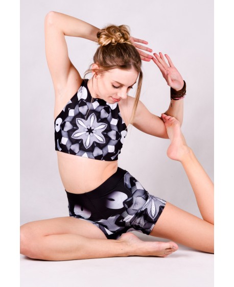 Lines mandalas black yoga short set